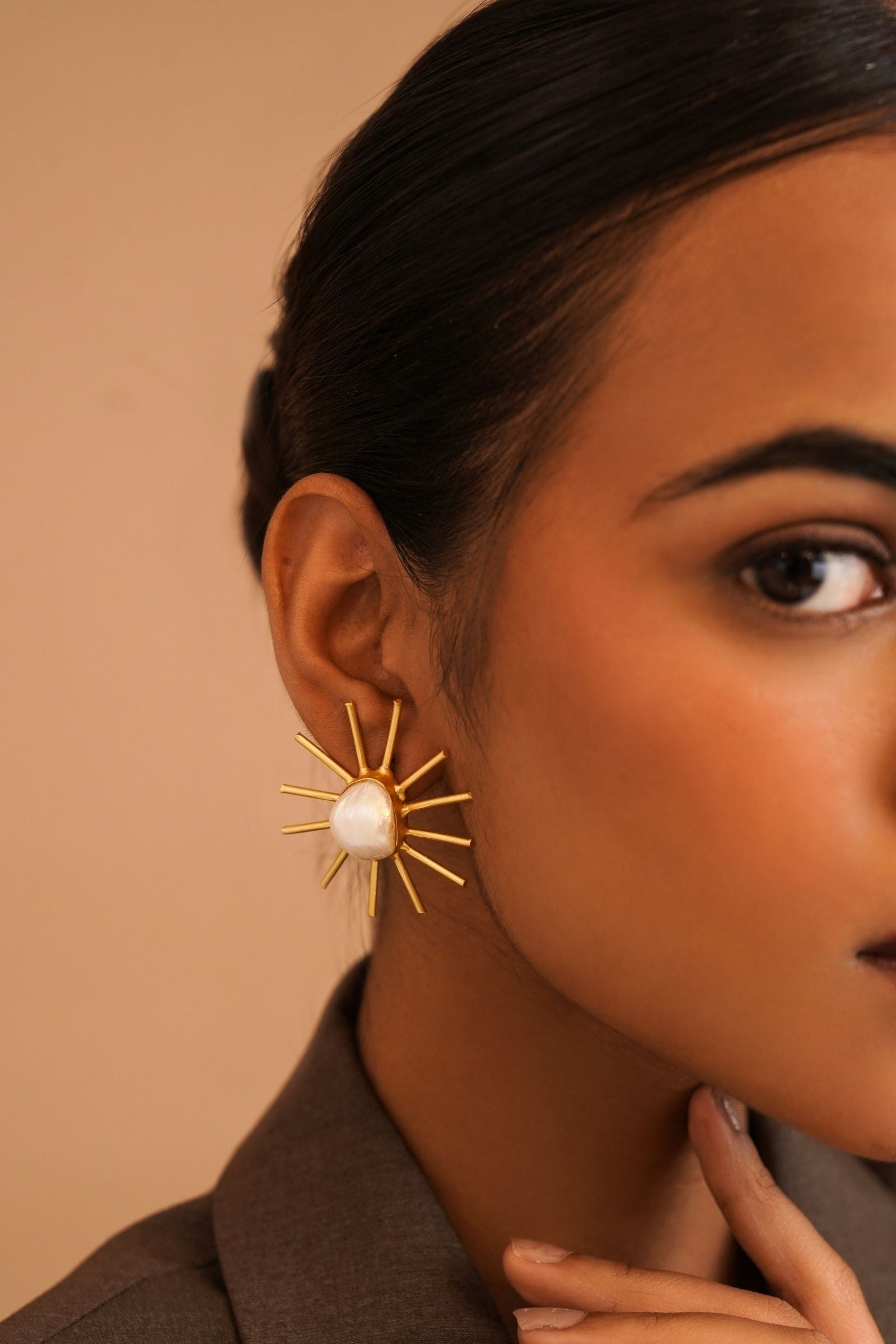 Artistic Fresh Water Pearl Stud