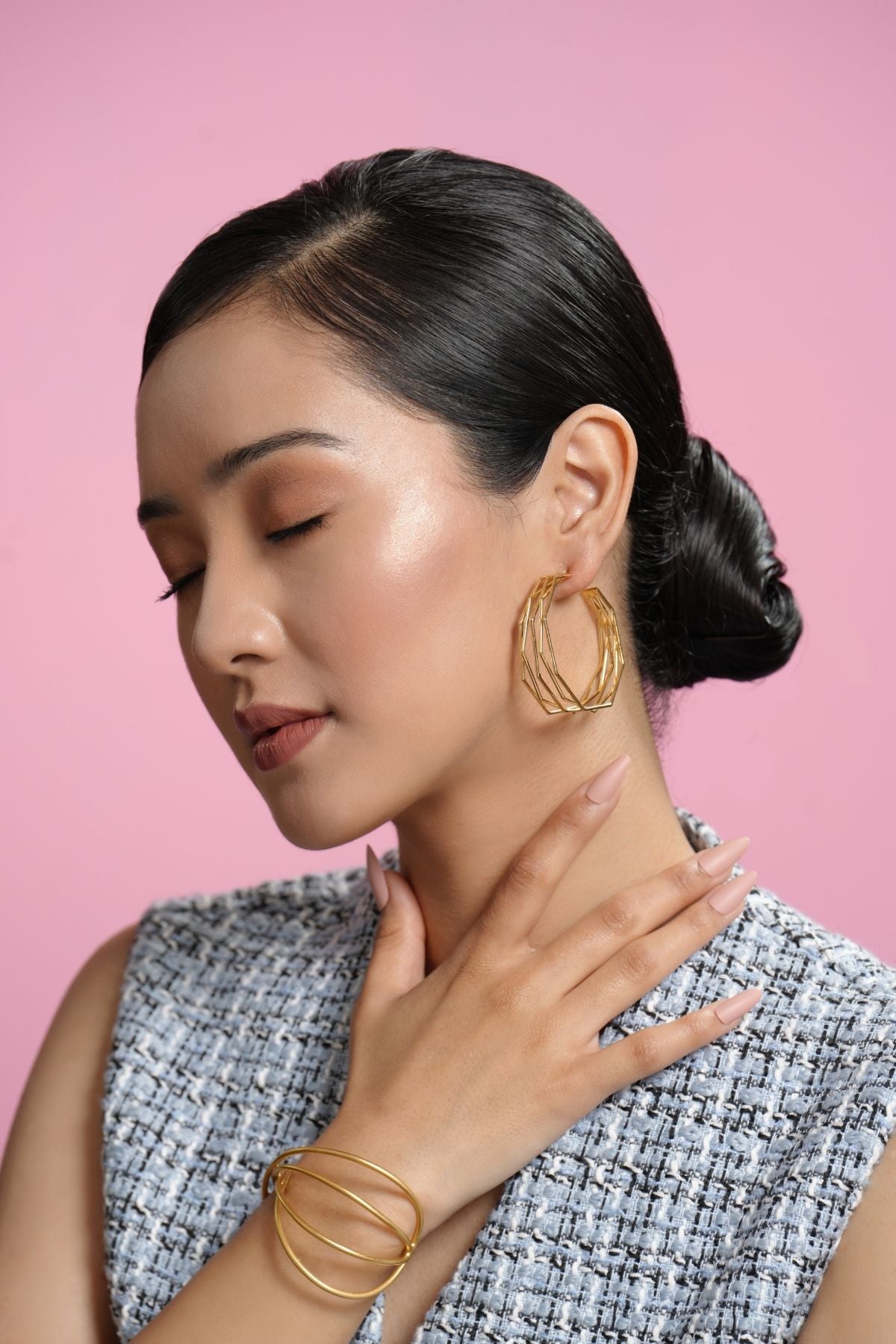 Gold Zig Zag Twizzled 22K Hoops
