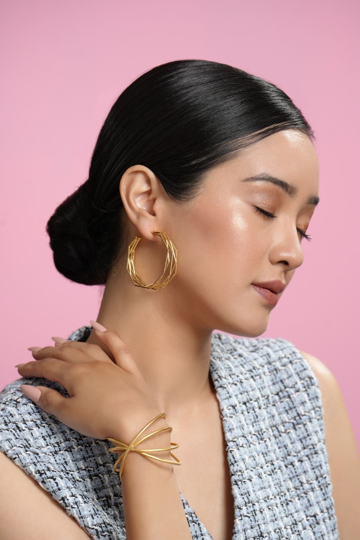 Gold Zig Zag Twizzled 22K Hoops
