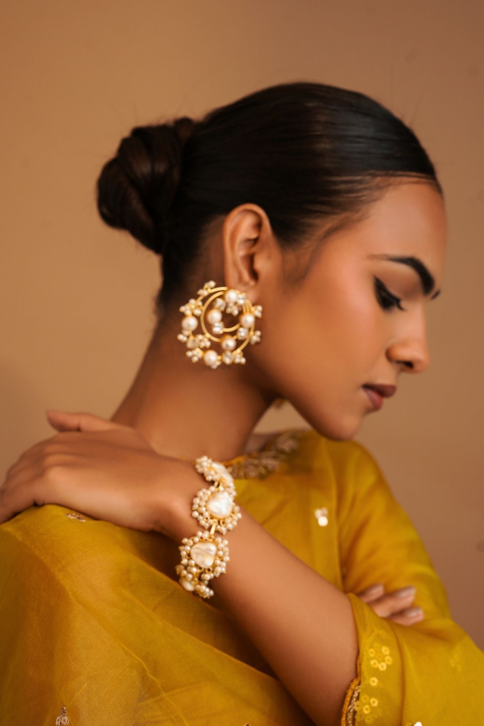 Gauhar Bracelet- Five Pearl