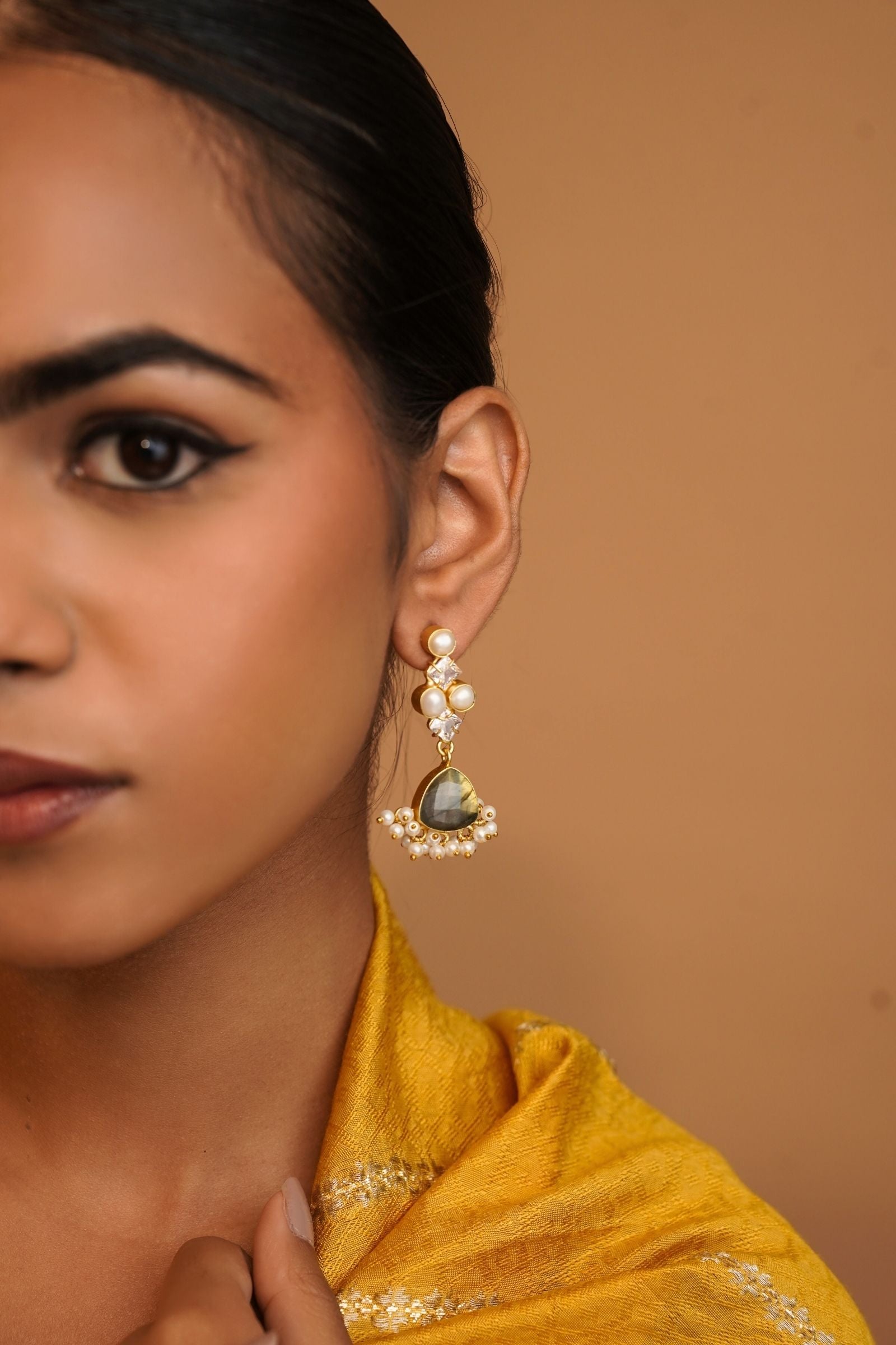 Gauhar Earring- Labradorite