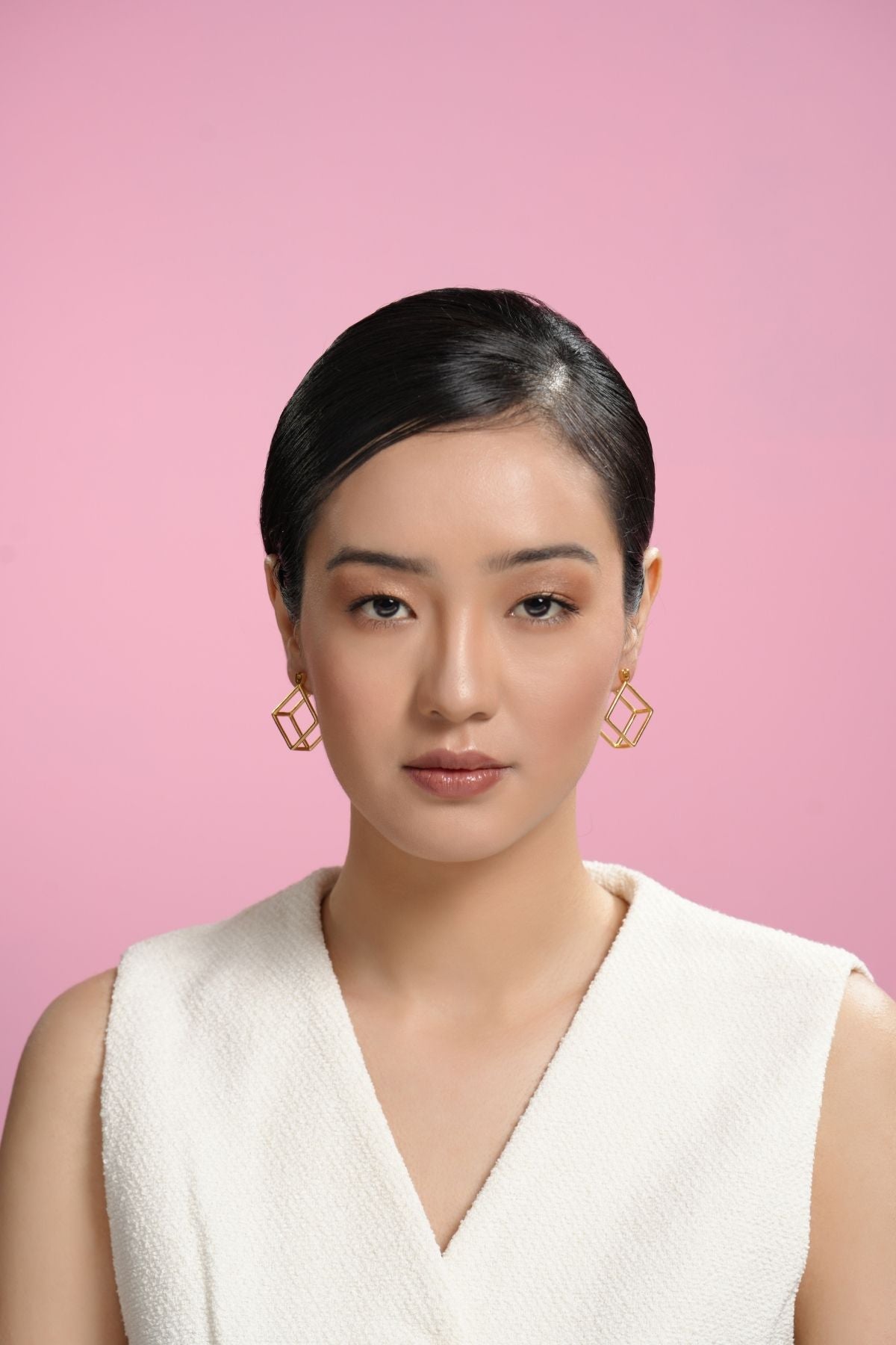 Sugar Cubes Double Sided Square 22K Hoops