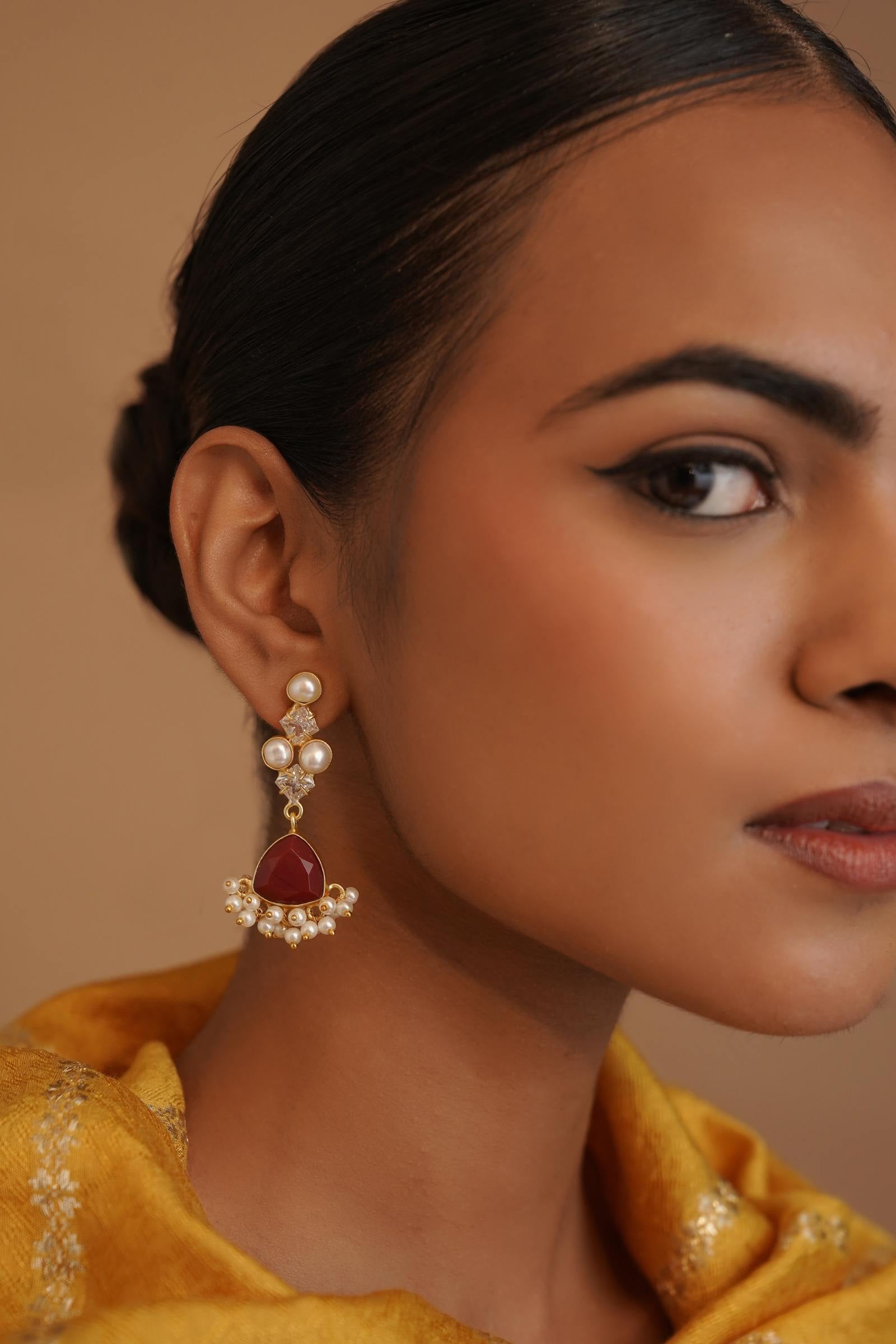 Gauhar Earring- Red Onyx