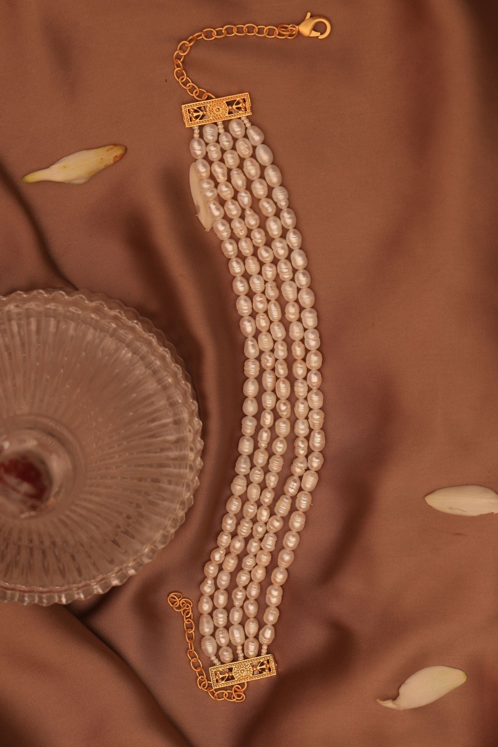 Timeless Grace Pearl Choker Necklace