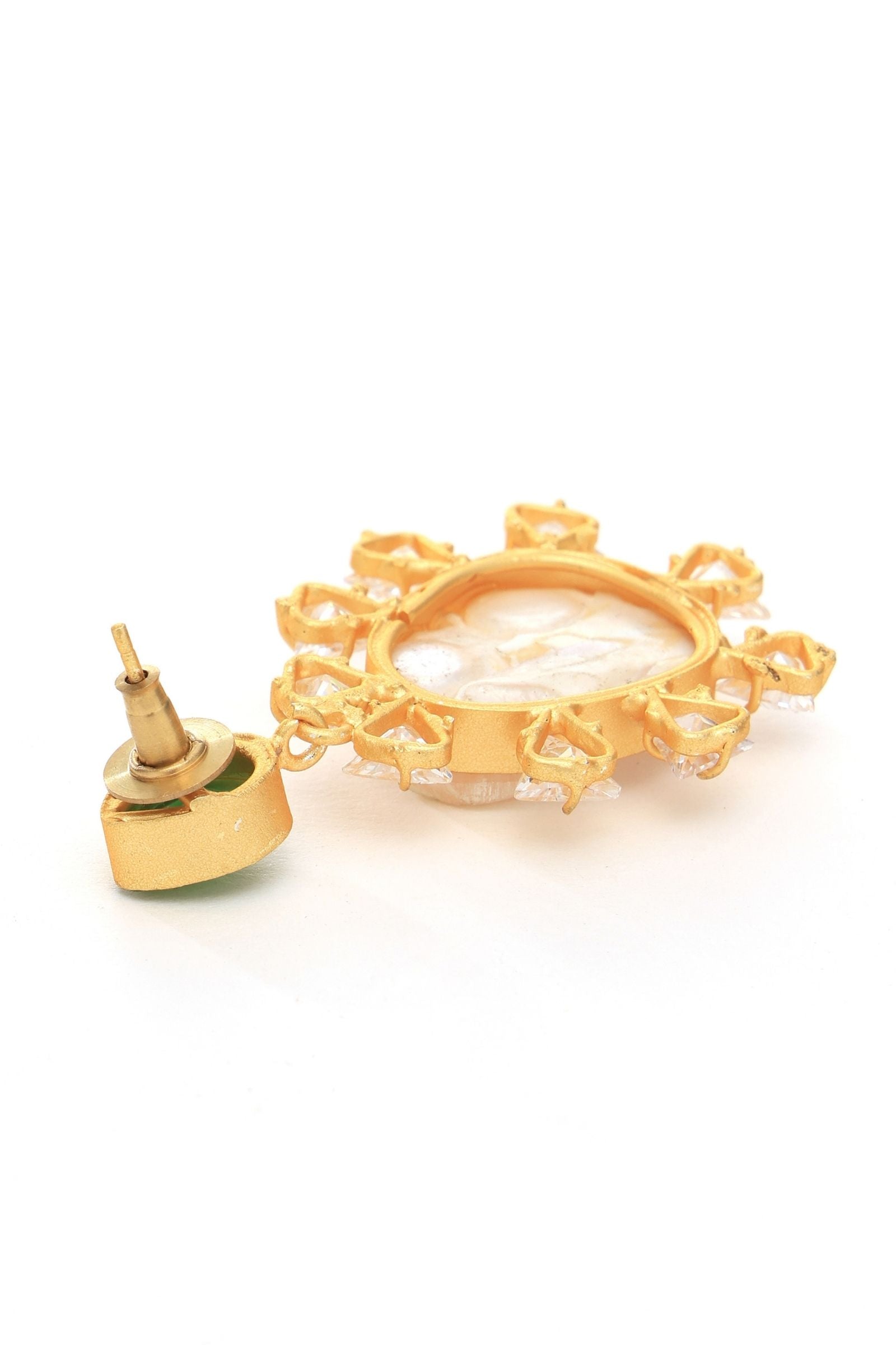 Enchanting Emerald Glow Pearl Earrings
