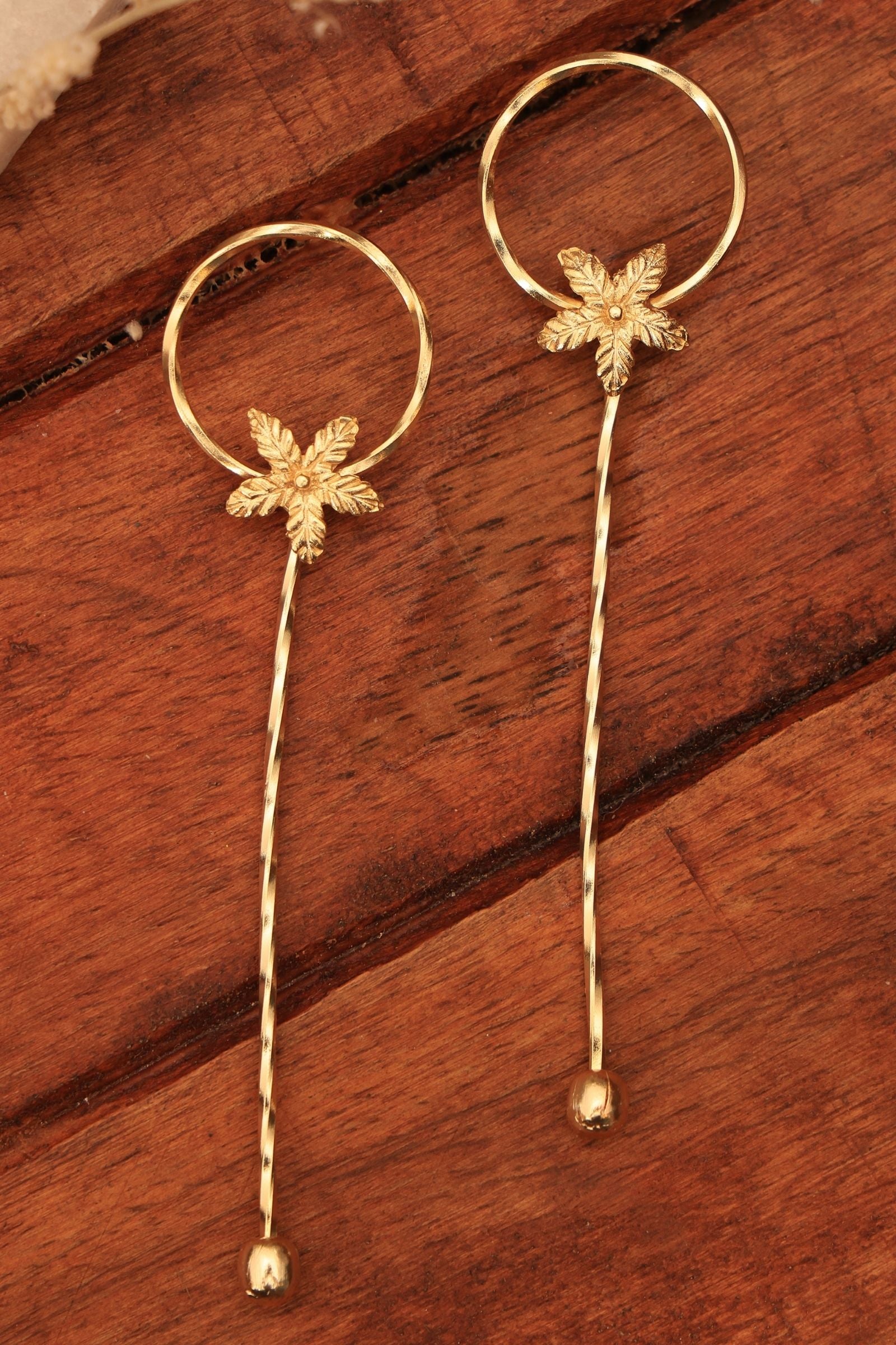 Gold Flower Long Earring