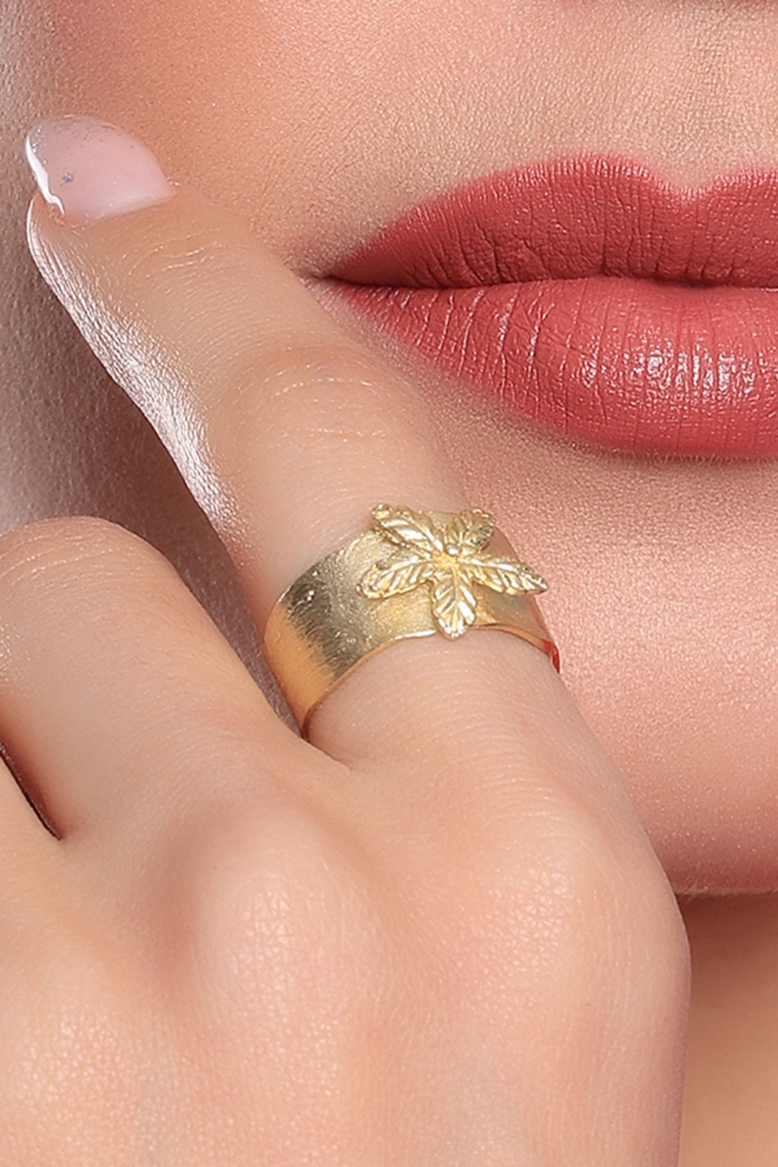 Gold Star Flower Adjustable Ring