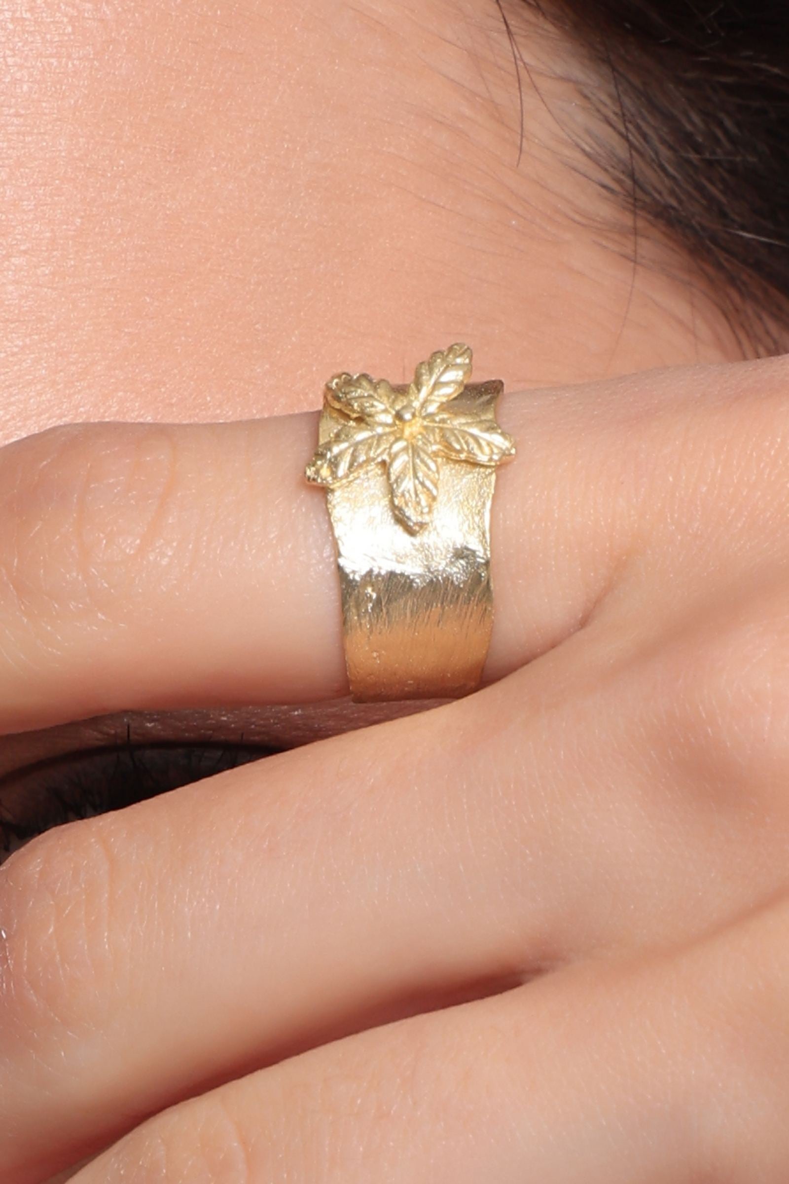 Gold Star Flower Adjustable Ring