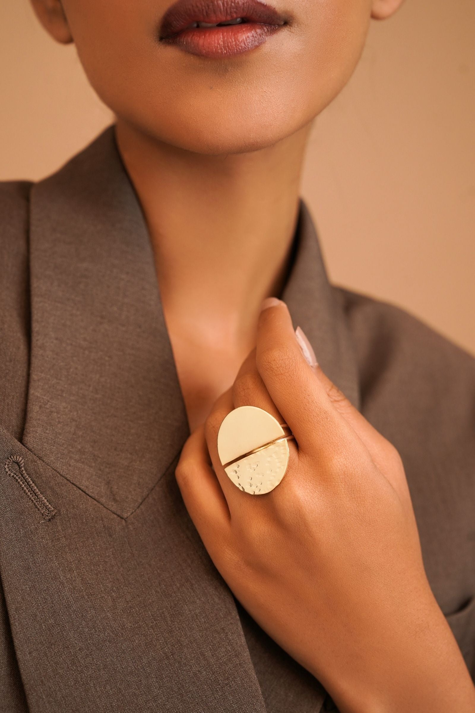 Nora Circular Statement Ring