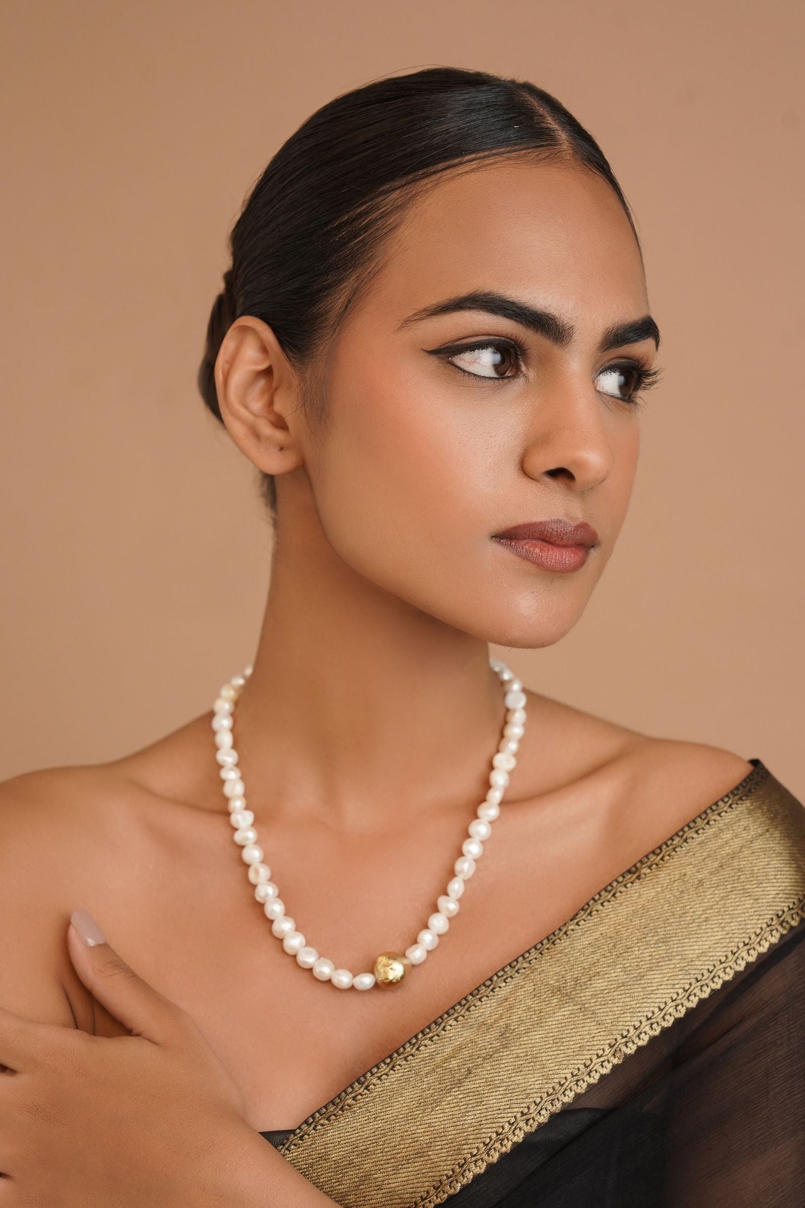 Eternal Pearl Gold Necklace