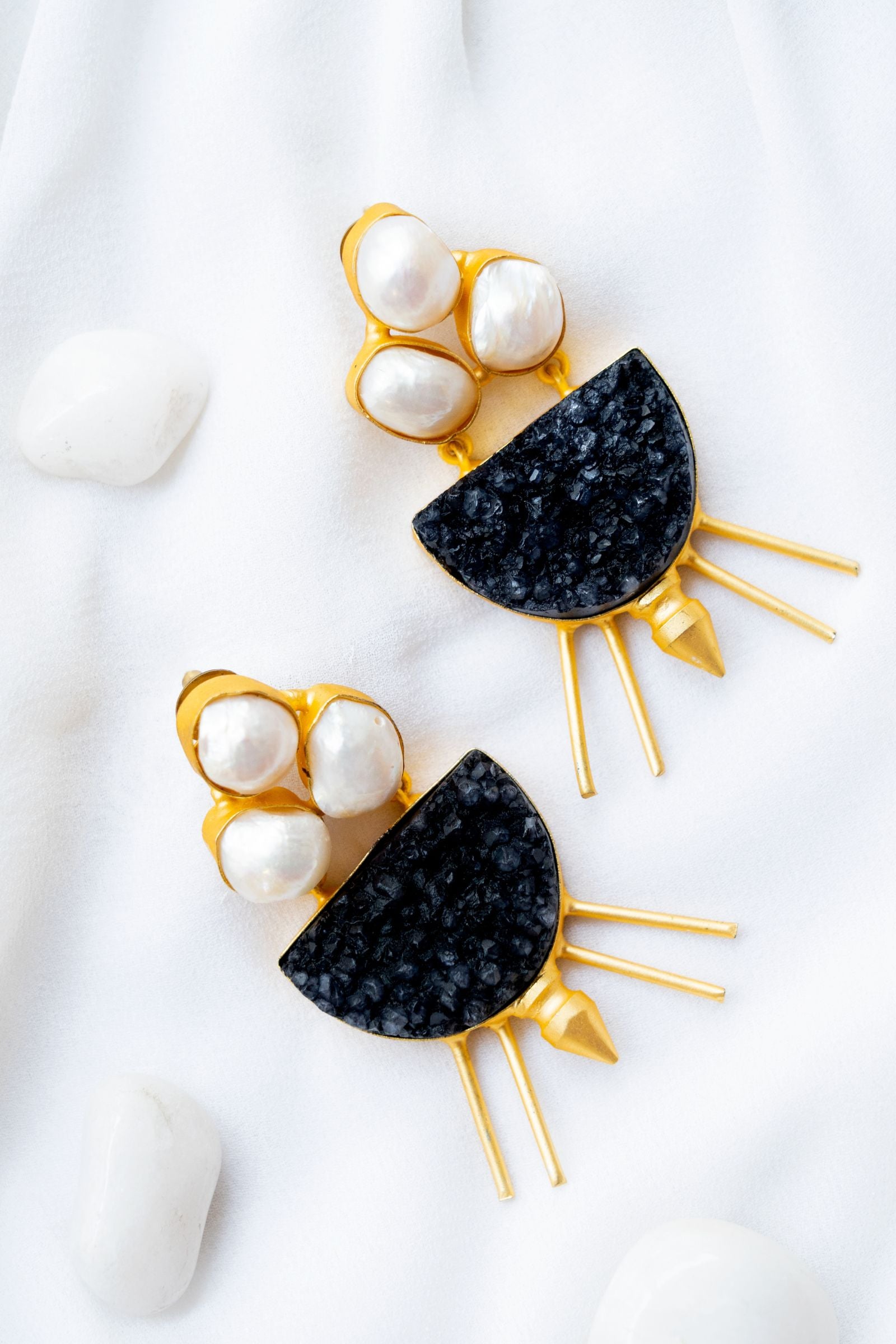 Black Druzy Pearl Monochrome Earrings